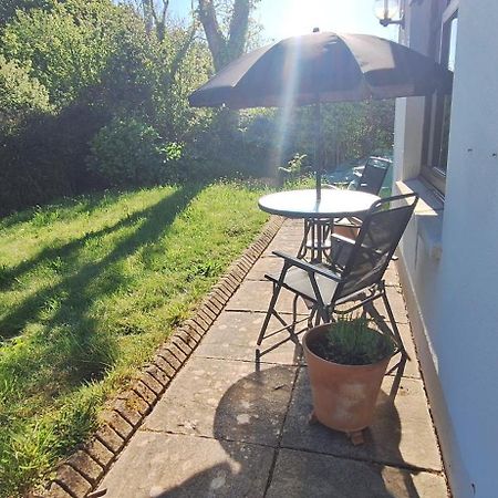 Y Cuddfan Gower Bed and Breakfast Σουόνσι Εξωτερικό φωτογραφία